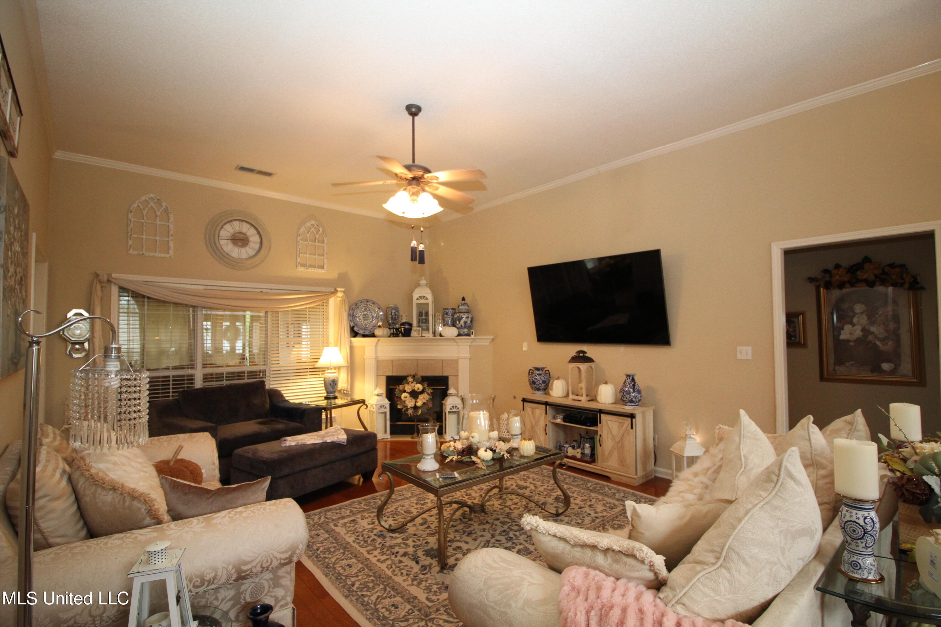 1541 Mason Drive Hernando,MS 38632 CryeLeike